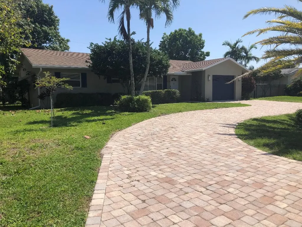 2020 N Conference Drive Boca Raton FL 33486