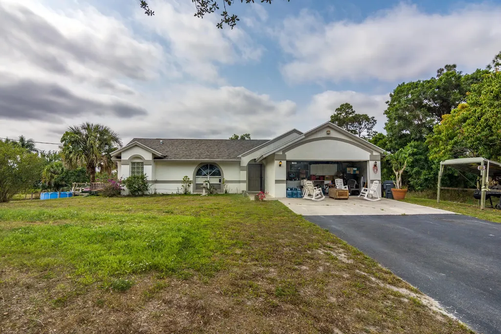 17924 Prado Boulevard Loxahatchee FL 33470