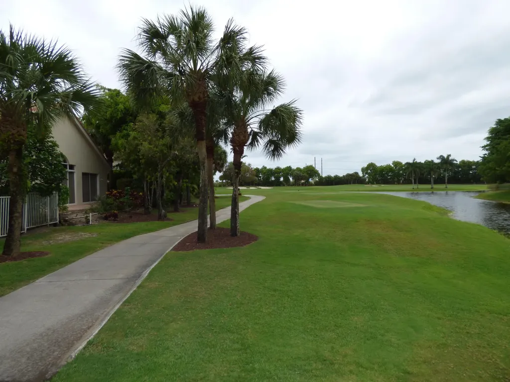 10726 Greenbriar Villa Drive Lake Worth FL 33449