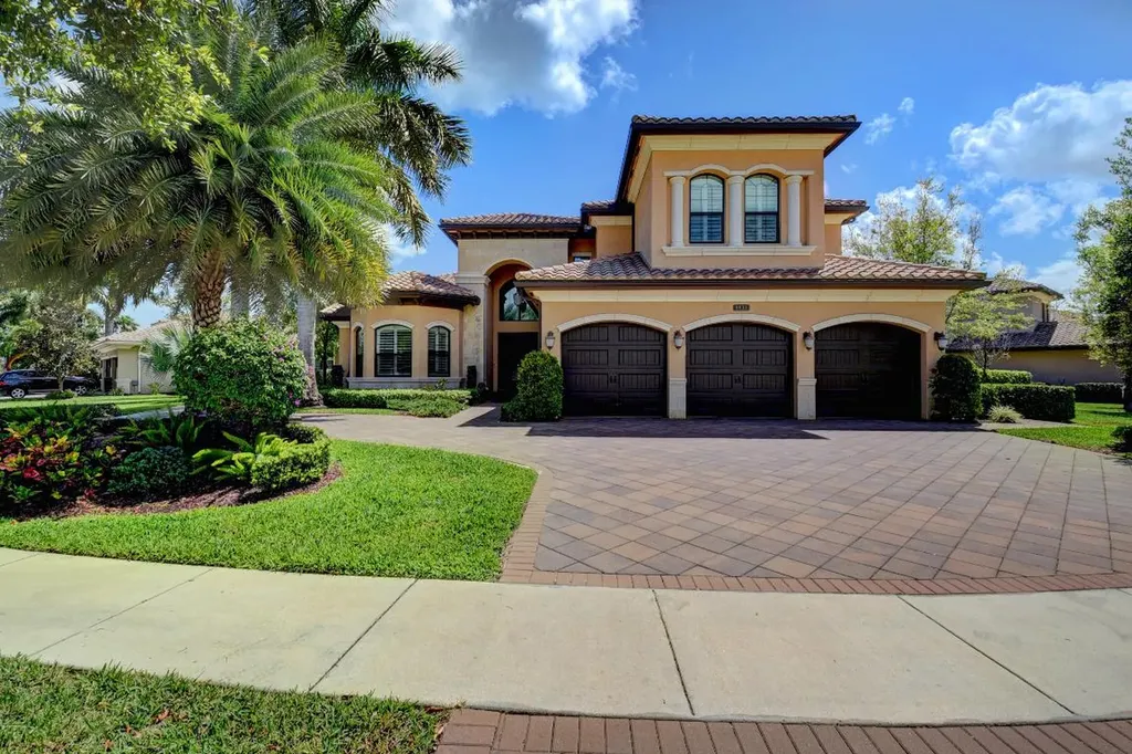 8830 Sydney Harbor Circle Delray Beach FL 33446