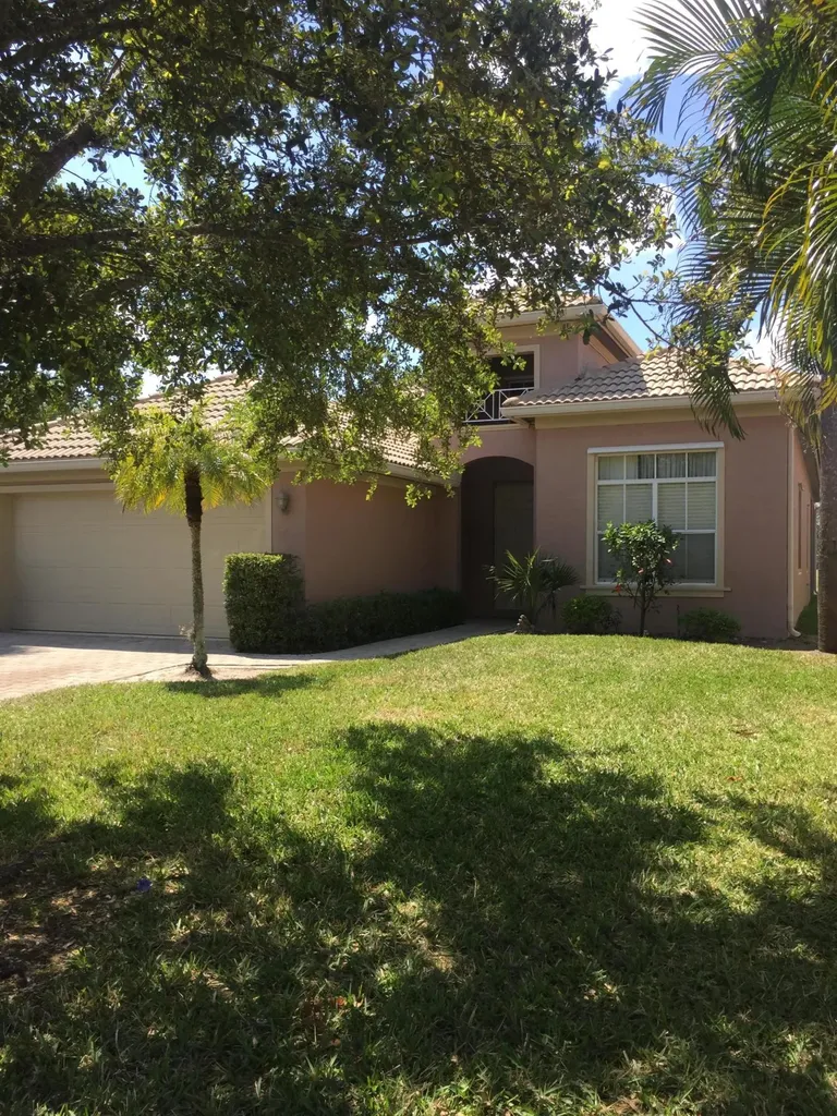 406 NW Stratford Lane Port St Lucie FL 34983