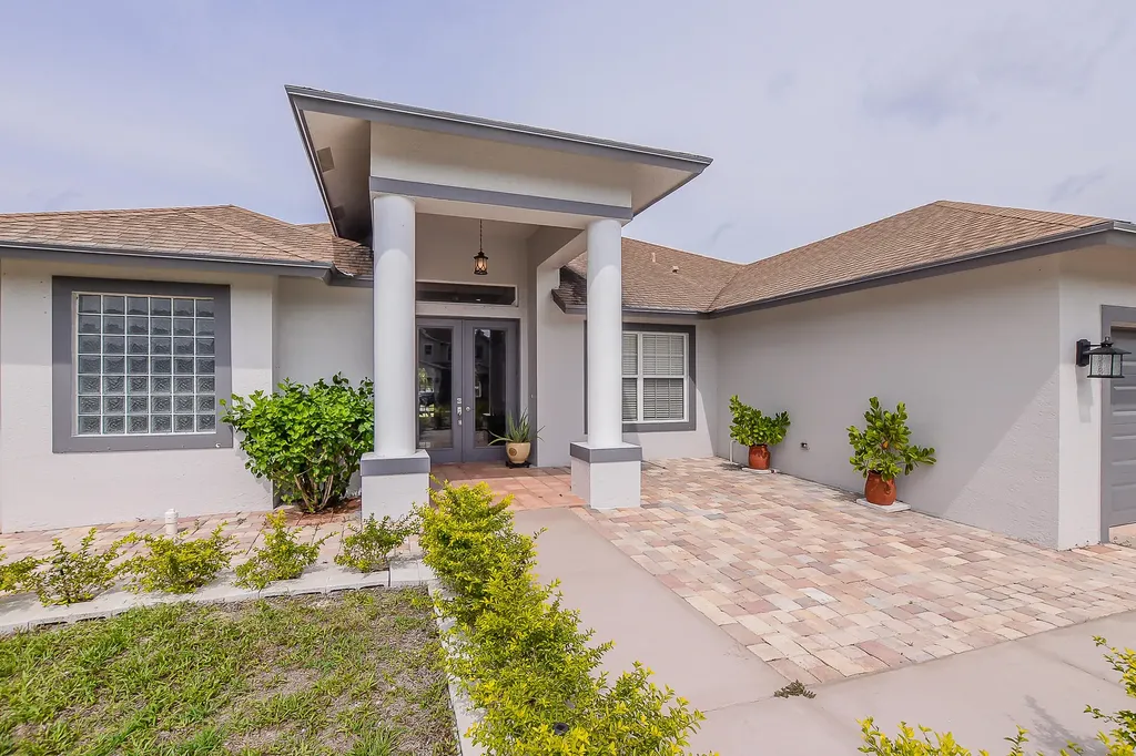 3514 SW Ronald Street Port St Lucie FL 34953