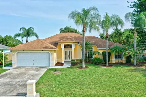 1585 SE North Blackwell Drive Port St Lucie FL 34952
