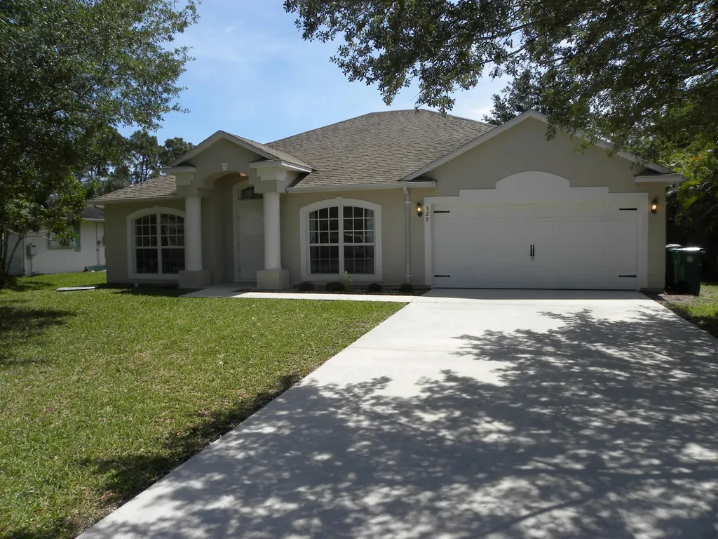 325 NW Camrose Street Port St Lucie FL 34983