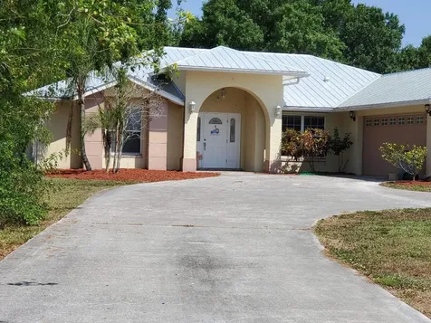 656 SW 87th Terrace Okeechobee FL 34974
