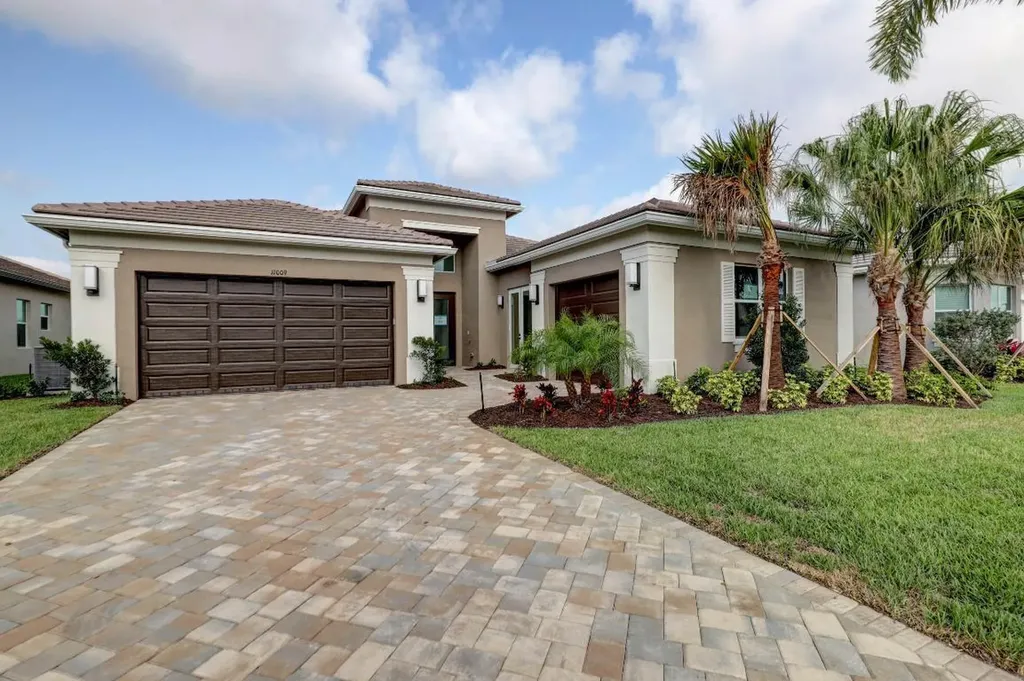 11009 SW Ivory Springs Lane Port St Lucie FL 34987