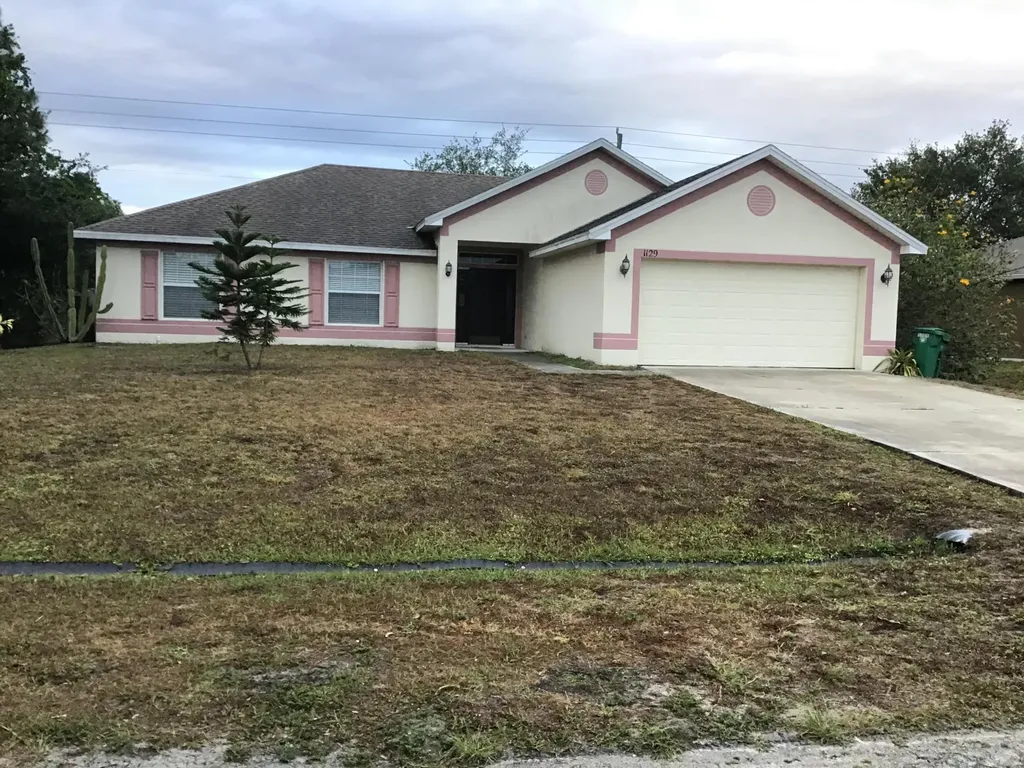 1129 SW Janette Avenue Port St Lucie FL 34953