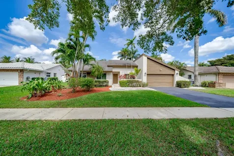 9641 NW 11th Street Plantation FL 33322
