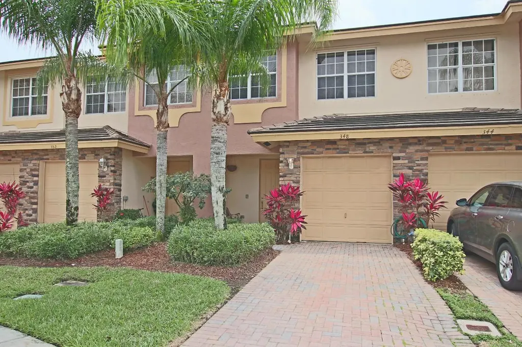 348 SE Bloxham Way Stuart FL 34997