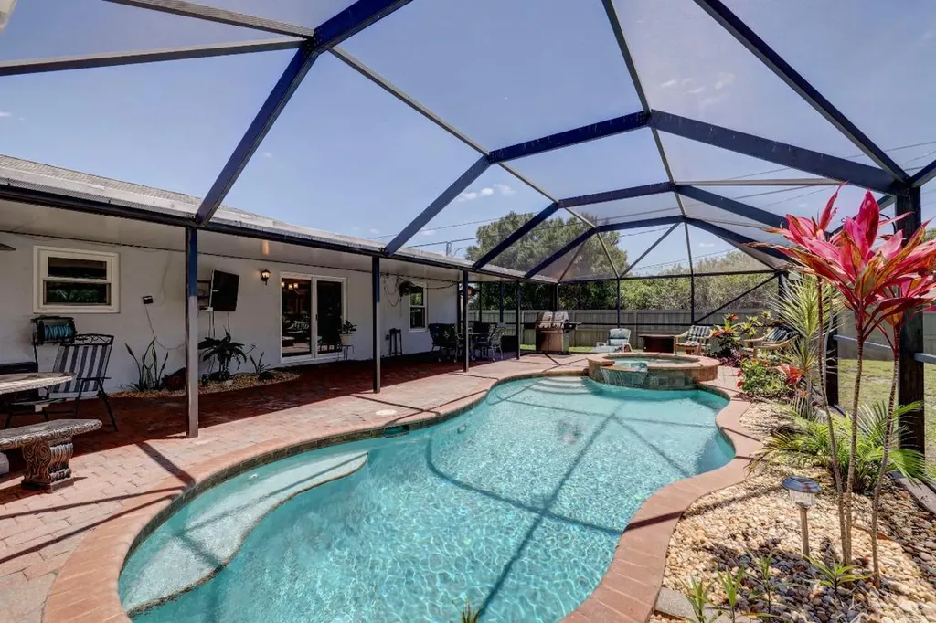502 SW Lakota Avenue Port St Lucie FL 34953