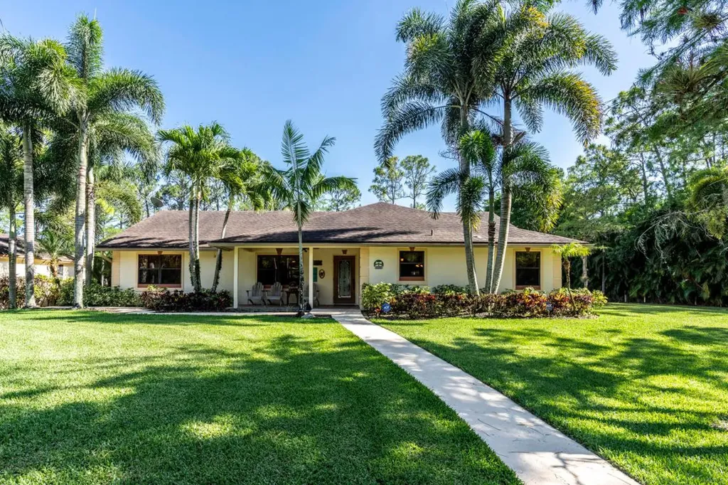 16264 67th Court N Loxahatchee FL 33470