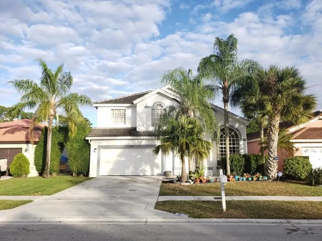 722 Lake Wellington Drive Wellington FL 33414