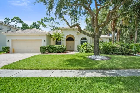 15474 Whispering Willow Drive Wellington FL 33414