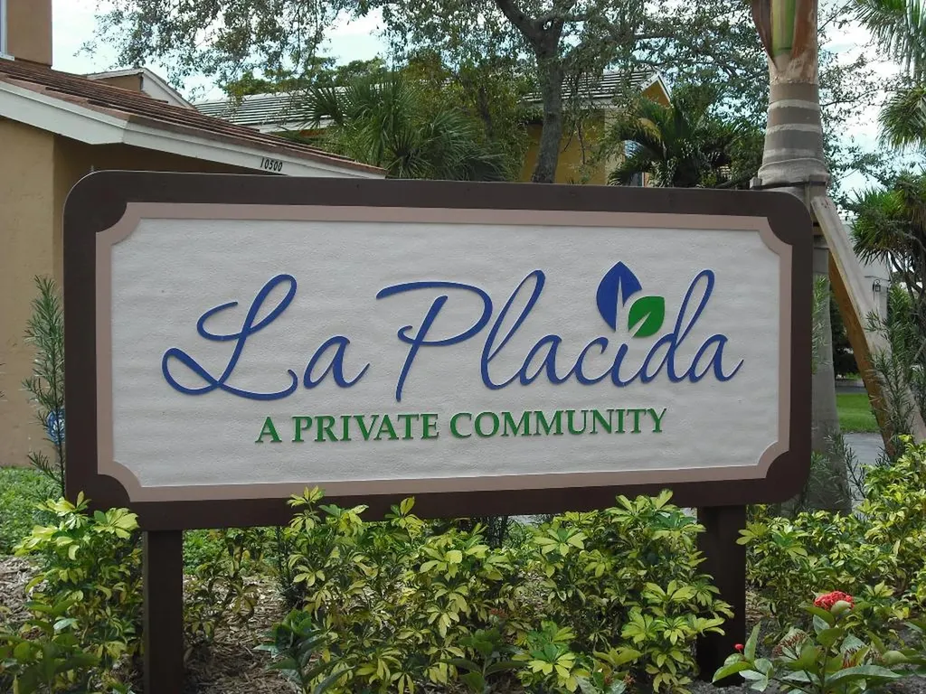 10591 La Placida Drive Coral Springs FL 33065