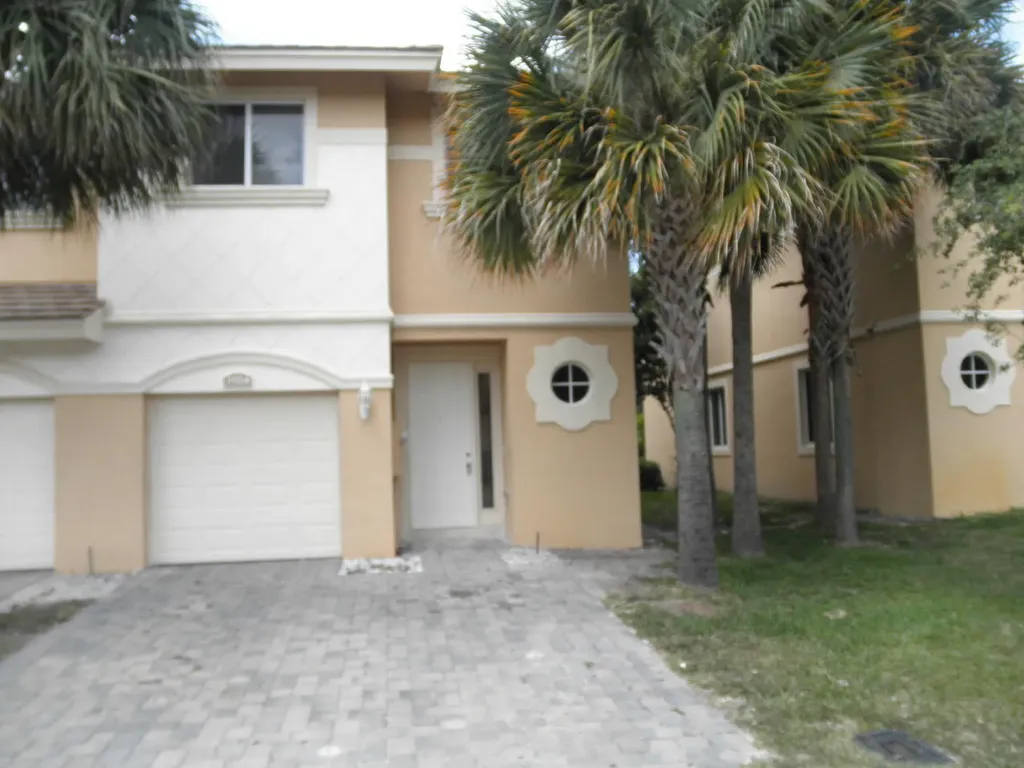 4345 Cotswold Hills Drive Lake Worth FL 33461