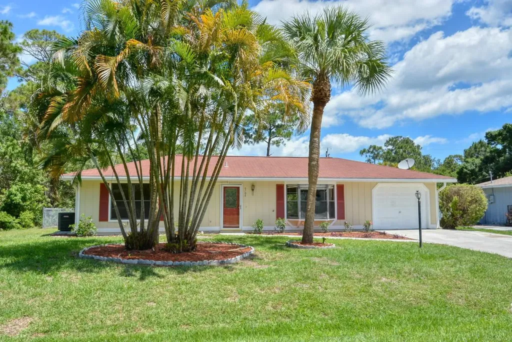6704 Fort Walton Avenue Fort Pierce FL 34951