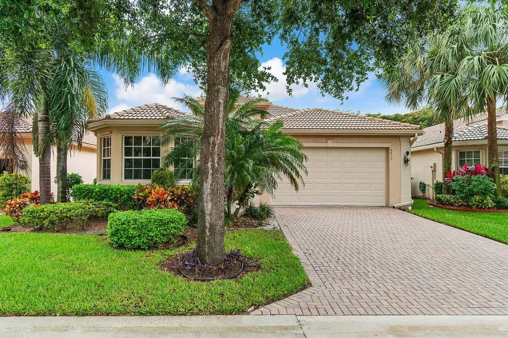 6615 Capistrano Beach Trail Delray Beach FL 33446
