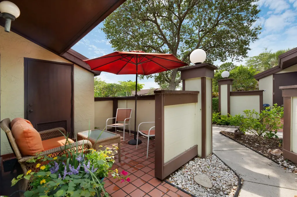 486 Lynbrook Court Royal Palm Beach FL 33411