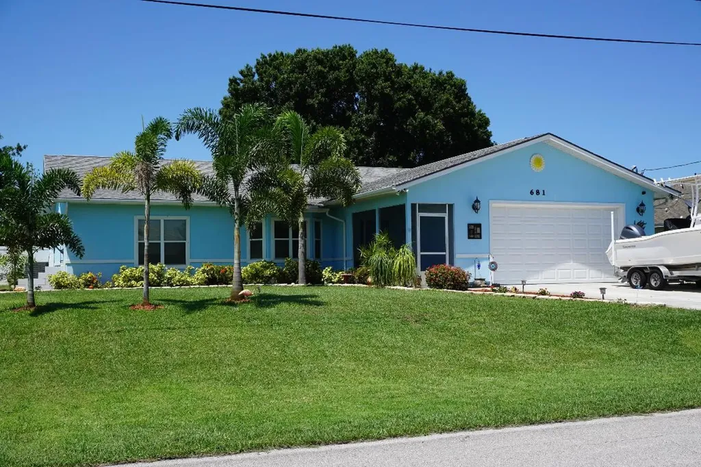 681 SW Estate Avenue Port St Lucie FL 34953