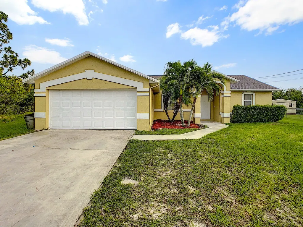 127 SW Ladybug Drive Port St Lucie FL 34953