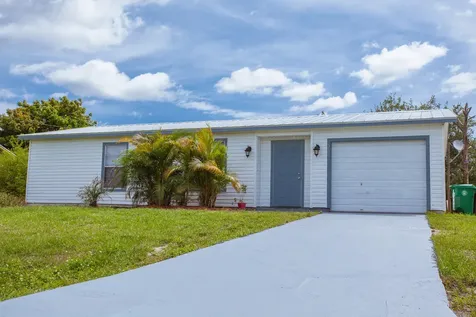 2057 SW Susset Lane Port St Lucie FL 34953