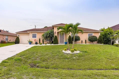 1538 SW Santander Avenue Port St Lucie FL 34953