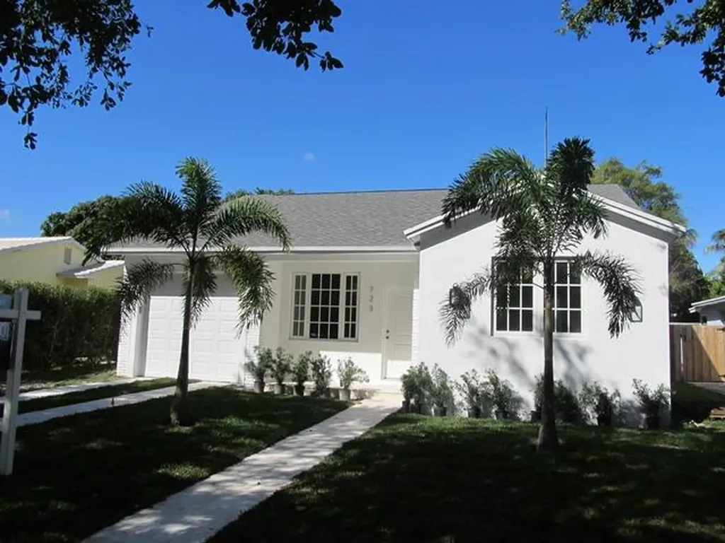 723 Ardmore Road West Palm Beach FL 33401