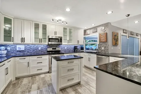 413 Old Country Road S Wellington FL 33414
