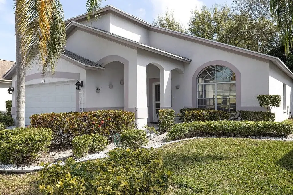 123 Hammocks Drive Greenacres FL 33413