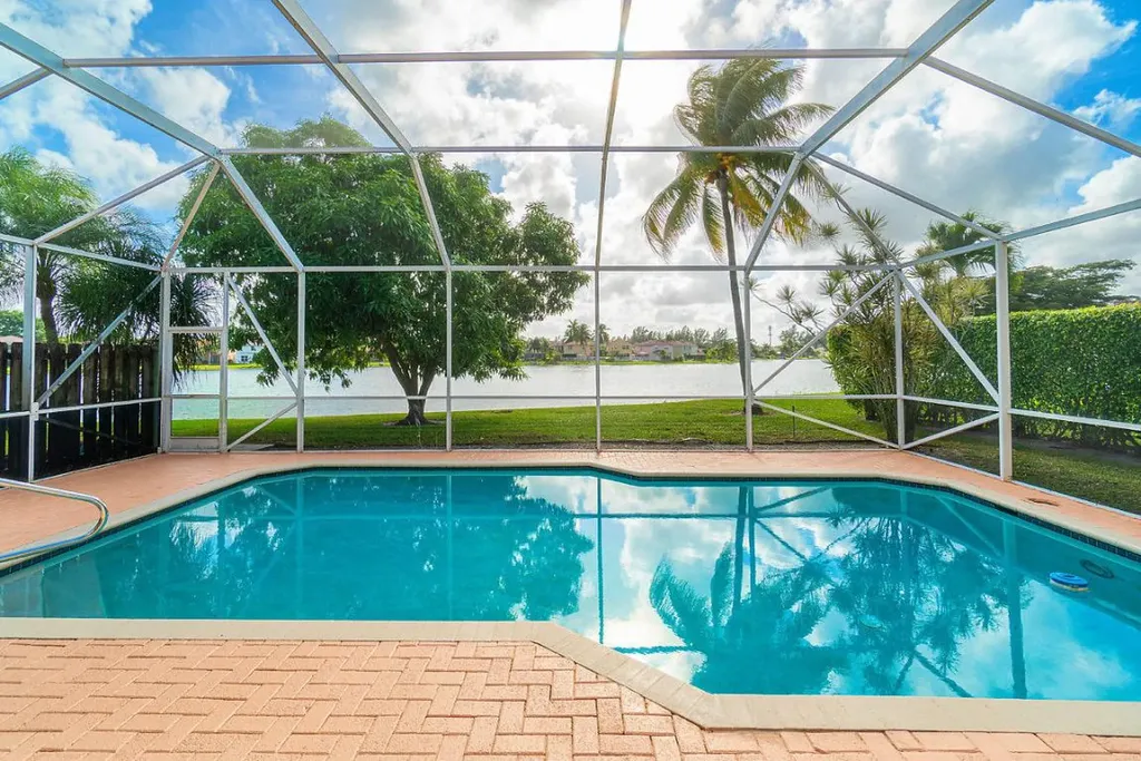 7833 Carina Court Lake Worth FL 33467