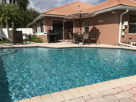5275 Grande Palm Circle Delray Beach FL 33484