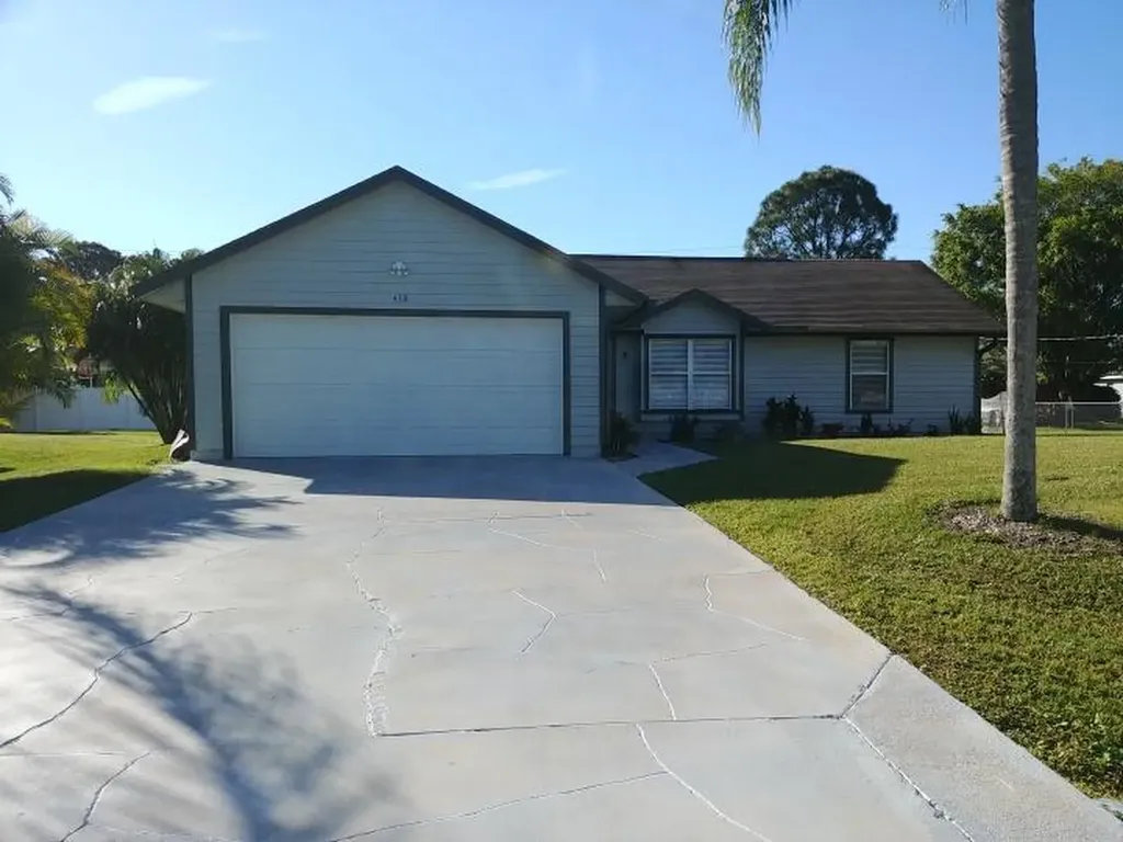438 SW Exmore Avenue Port St Lucie FL 34983