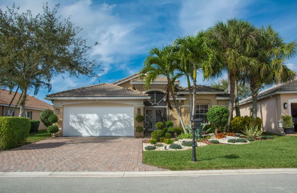 6825 Rienzo Street Lake Worth FL 33467