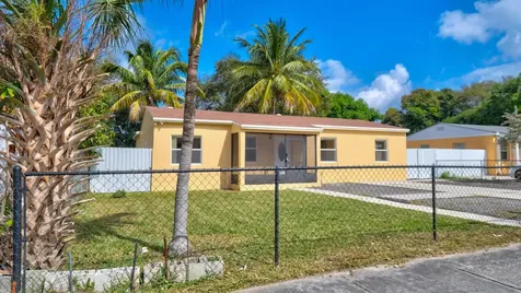 2441 NW 59th Street Miami FL 33142