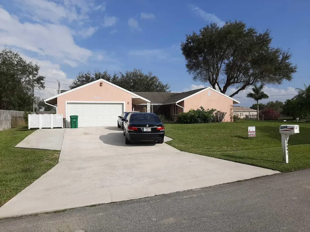 3891 SW Lachine Street Port St Lucie FL 34953