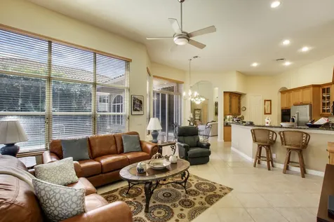 16320 Via Venetia E Delray Beach FL 33484