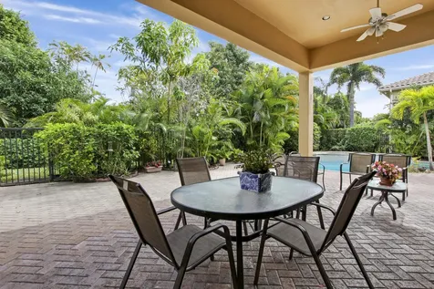 16320 Via Venetia E Delray Beach FL 33484