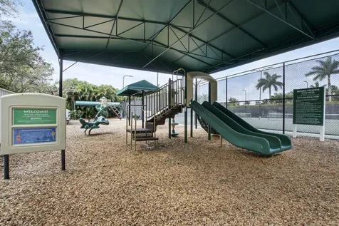 16320 Via Venetia E Delray Beach FL 33484