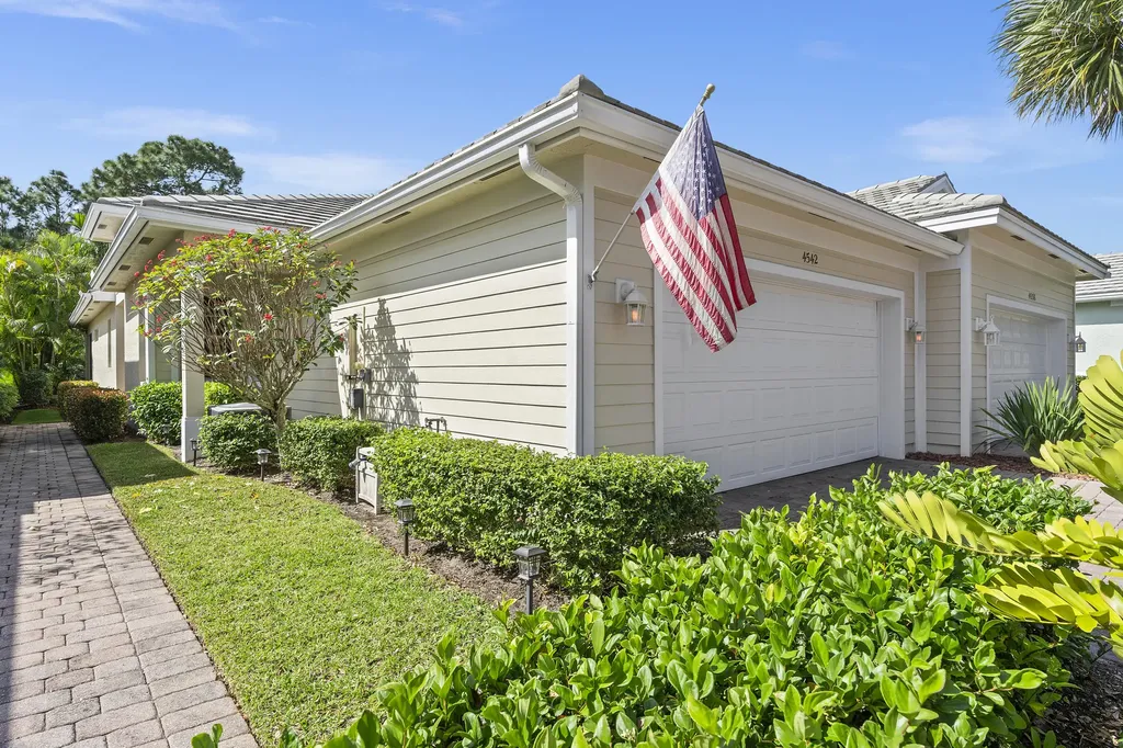4542 SE Bridgetown Court Stuart FL 34997
