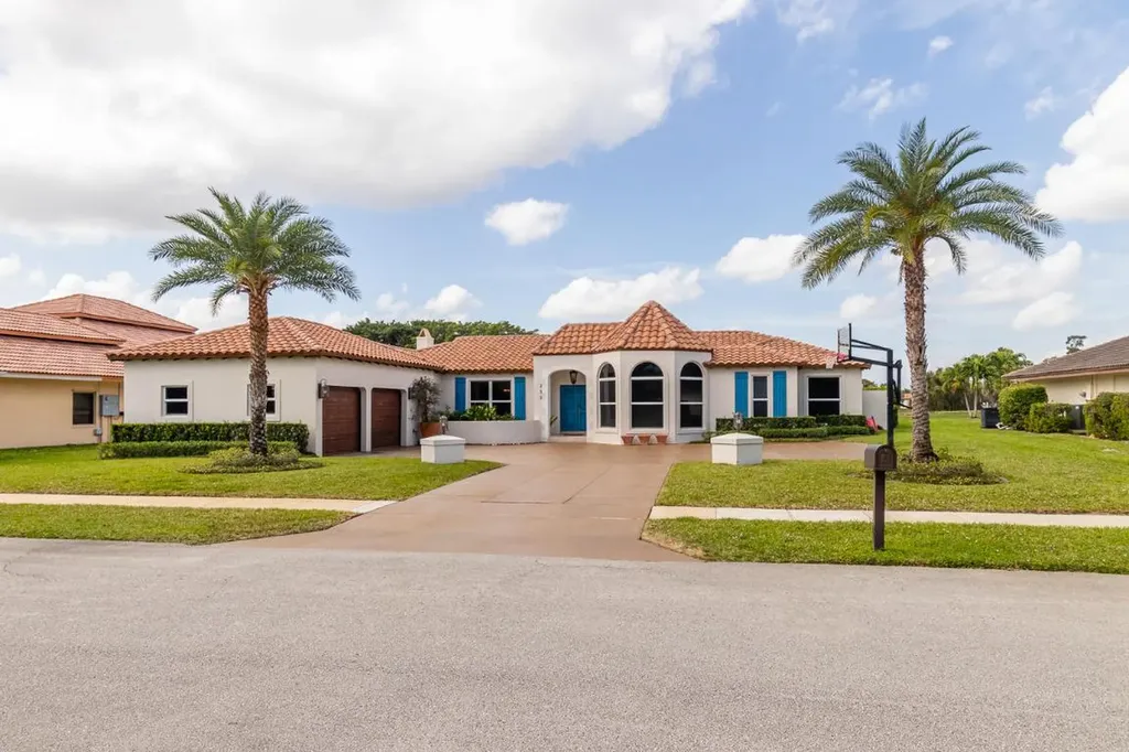 255 NW 64th Street Boca Raton FL 33487