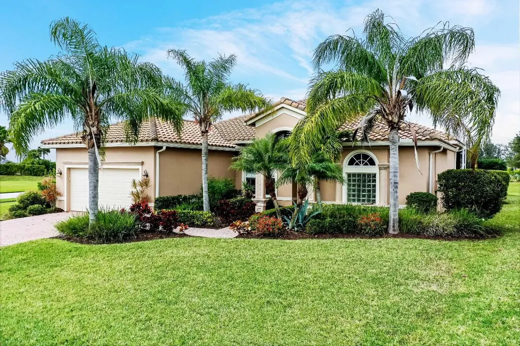 11720 SW Apple Blossom Trail Port St Lucie FL 34987