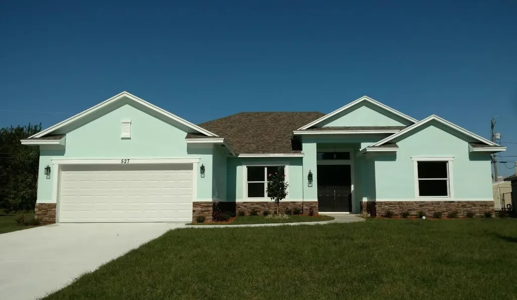 475 SW Kabot Avenue Port St Lucie FL 34953