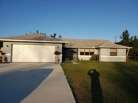 289 SW Bedford Road Port St Lucie FL 34953