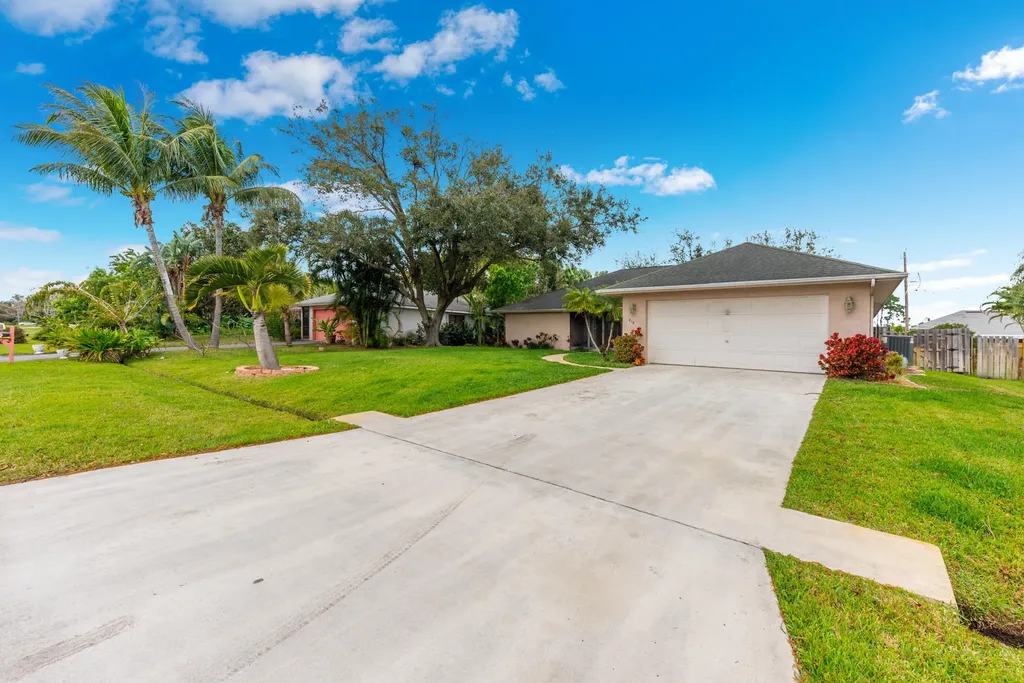 213 SW Inwood Avenue Port St Lucie FL 34984