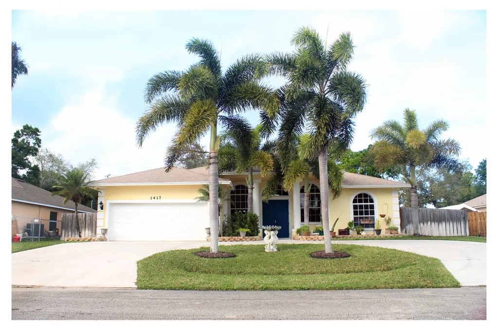 1417 SW Sudder Avenue Port St Lucie FL 34953