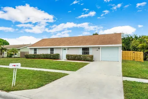 139 Raven Court Royal Palm Beach FL 33411