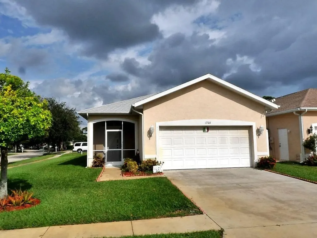 1700 Primrose Court Port St Lucie FL 34952