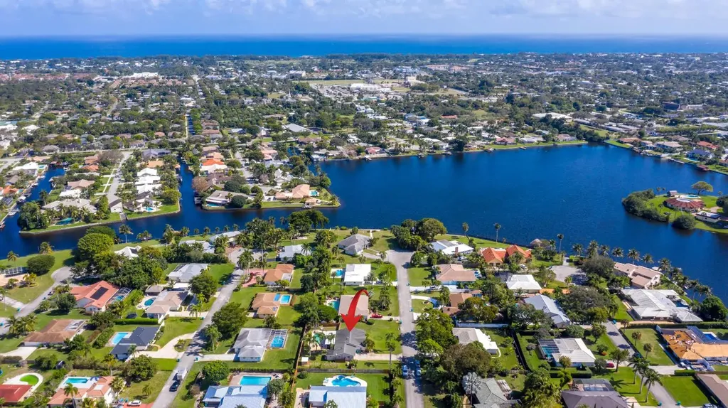 937 SW 37th Court Boynton Beach FL 33435