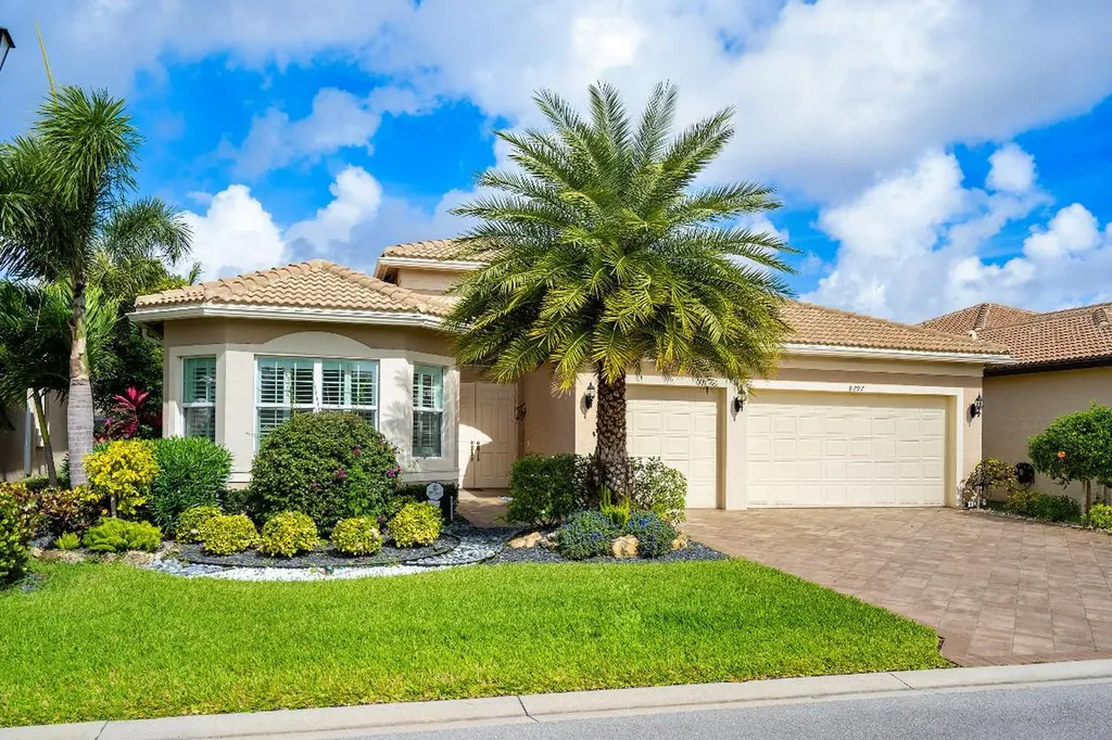 8297 Razorback Court Boynton Beach FL 33473