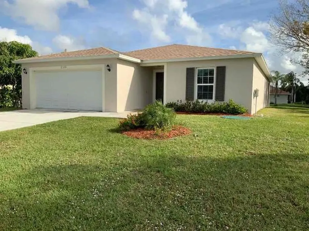 2309 SW Cooper Lane Port St Lucie FL 34984